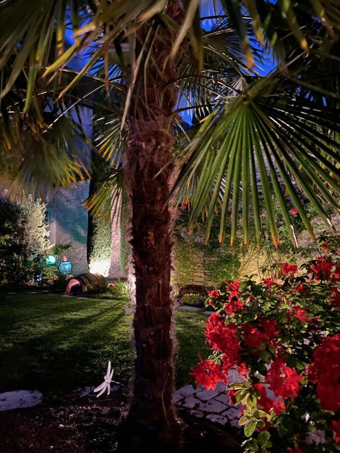 "Le Jardin" Chambre De Charme, Piscine A Meursault Exterior photo
